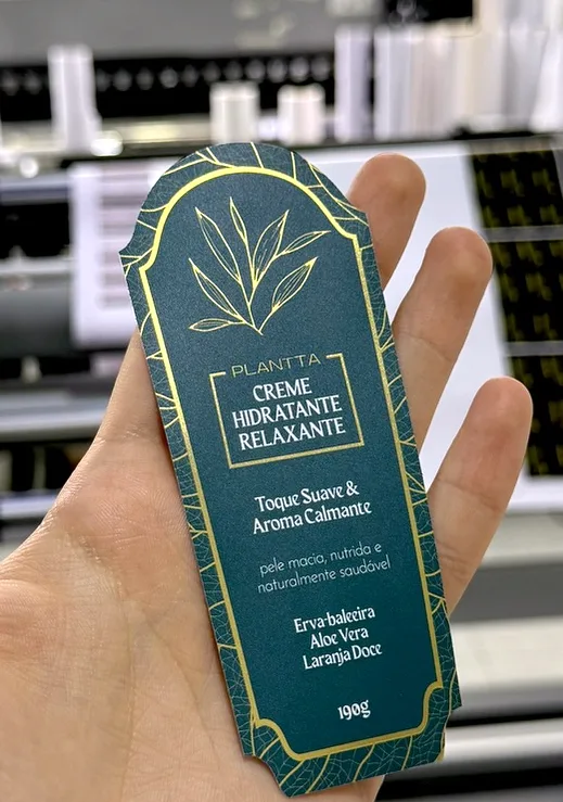 Rótulo verde metalizado de cosmético